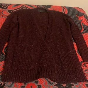 Is a size small from the brand Wossiwo.